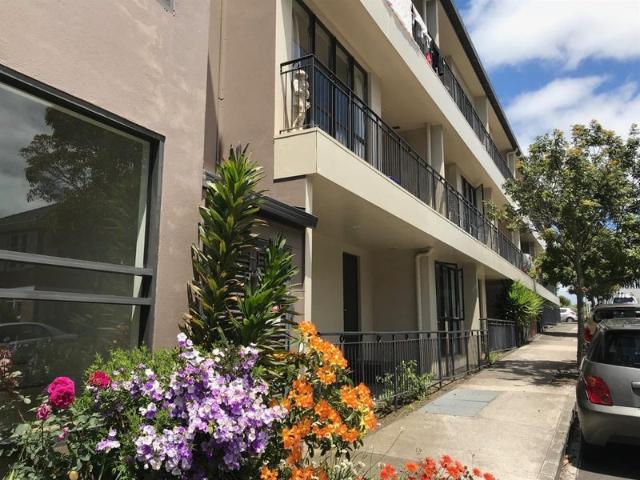 Henderson, 2 bedrooms