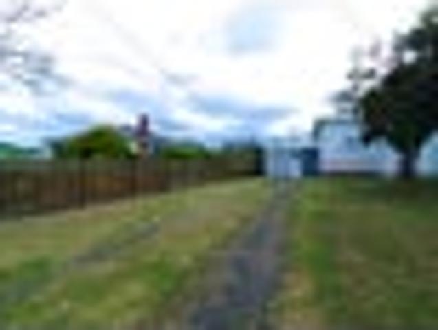 Henderson, 2 bedrooms, $500 pw