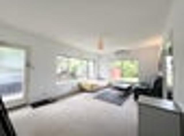 Henderson, 2 bedrooms, $570 pw