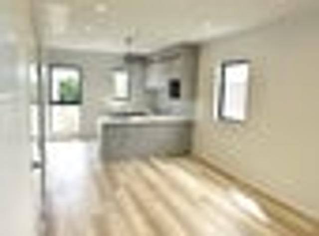 Henderson, 2 bedrooms, $580 pw