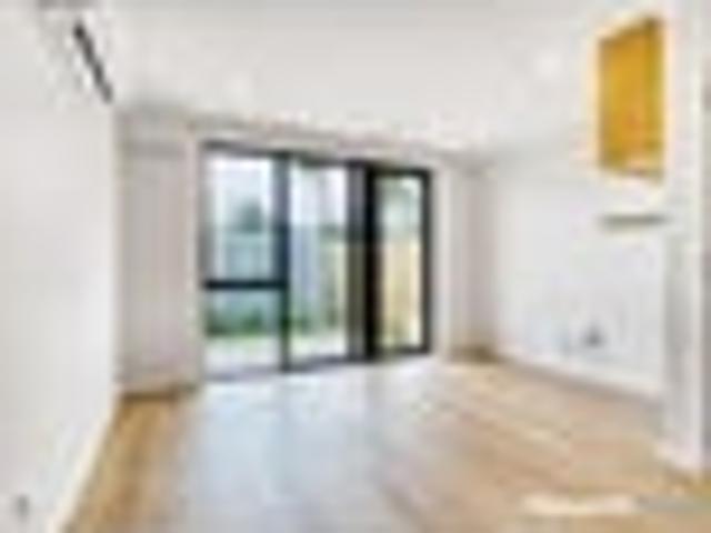 Henderson, 2 bedrooms, $580 pw