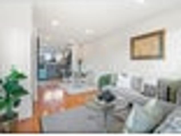 Henderson, 2 bedrooms, $590 pw