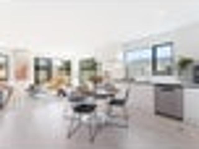 Henderson, 2 bedrooms, $610 pw