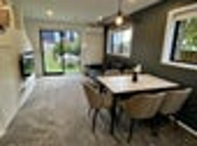 Henderson, 2 bedrooms, $620 pw