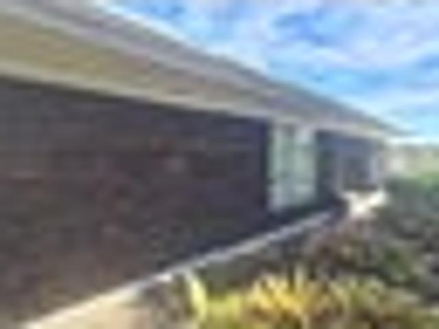 Henderson, 2 bedrooms, $600 pw