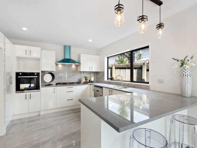 henderson, 5 bedrooms