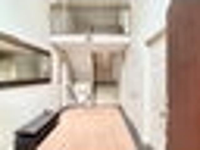 Henderson, 5 bedrooms, $1000 pw