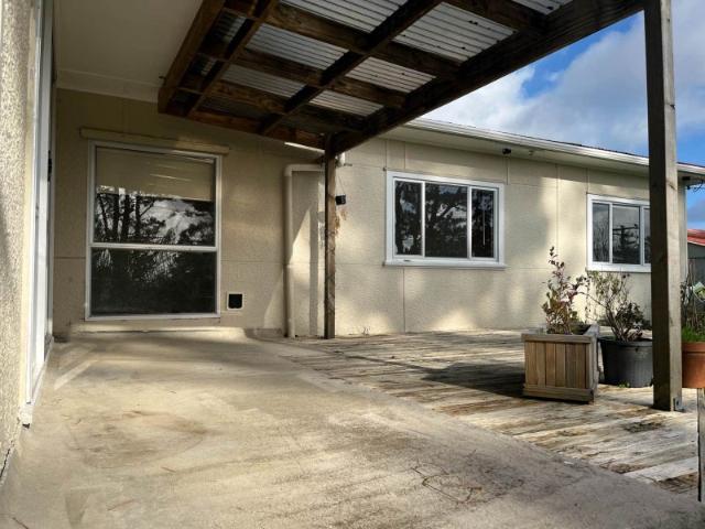 henderson valley, 3 bedrooms