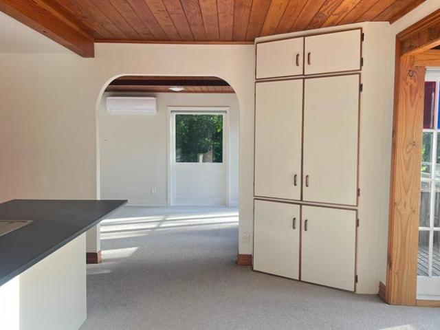 henderson valley, 3 bedrooms