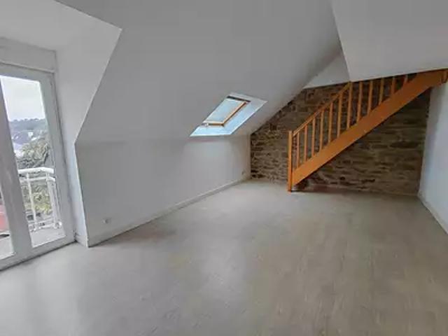 Hennebont 56700 Location appartement 4 pièces t4 au dernier étage cave