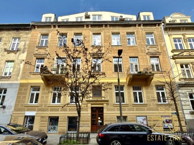 Henryka Siemiradzkiego 130 m², Kraków