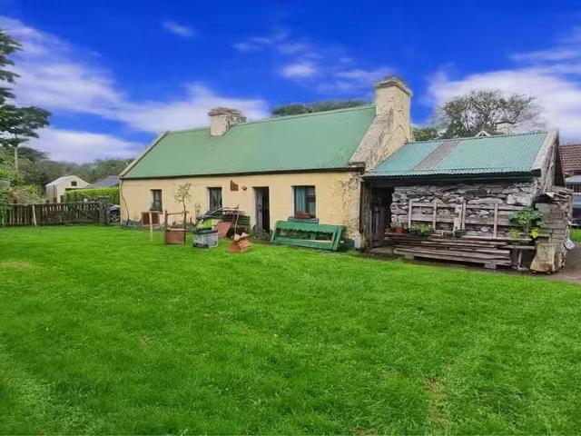 Henry's Cottage, Tullig Beg, Killorglin, Killorglin, Co. Kerry.