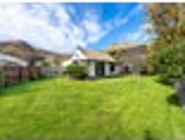 Heathcote, 2 bedrooms, $575 pw