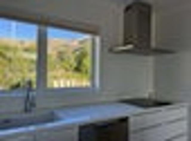 Heathcote, 2 bedrooms, $650 pw