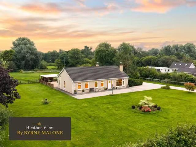 Heather View, Lattensbog, Caragh, Carragh, Co. Kildare, W91C4H.