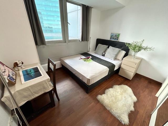 Heart of Central Business District Condo Squarish Queen room Central Boulevard Tower