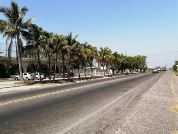 Hectáreas en venta Veracruz cuenta con 2 bodegas Loc. El Pando, Veracruz
