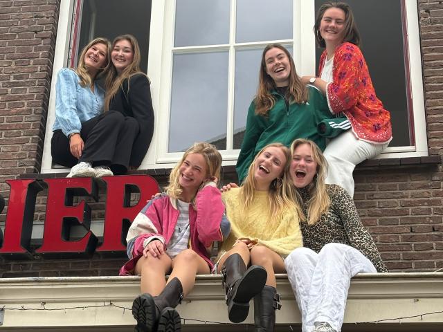 Hecht vrouwenhuis aan de Markt