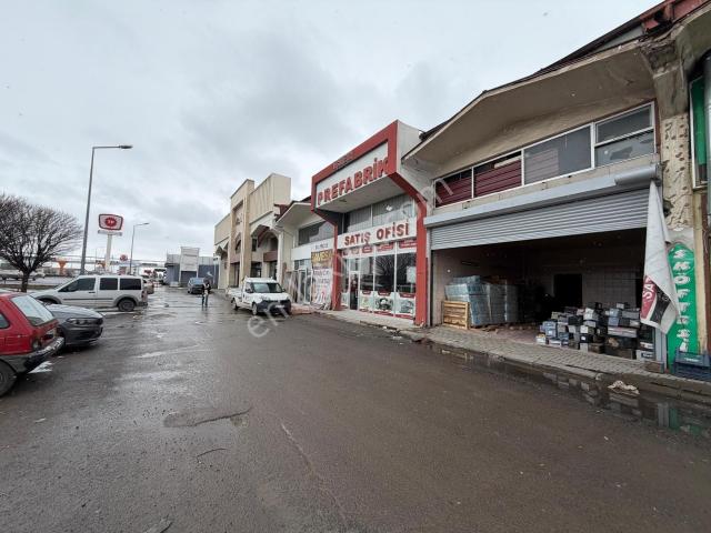 Hedef Emlak'tan Toptancılar Sitesinde Kiralık İşyeri