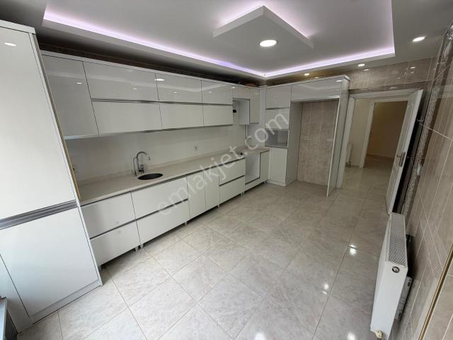 Hedef Emlaktan Yeni Numune Civarı 4+1 Ultra Lux 165m2 Daire