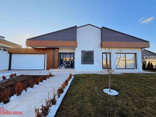 Hedef Emlaktan Akevler 800 M2 4+1 Tek Kat Ultra Lüx Villa Eşyalı