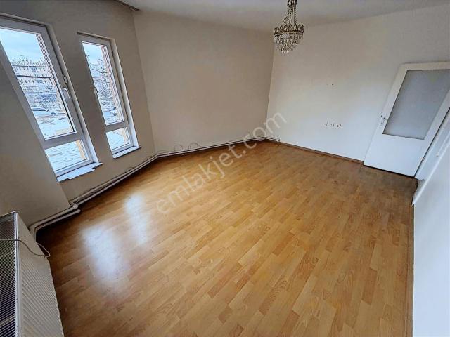 Hedef Emlak'tan Gökmedrese Civarı 3+1 Kiralık Daire