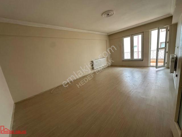 Hedef Emlak'tan Oğuzlar Parkı Civarı Satılık 3+1 Yapılı Daire