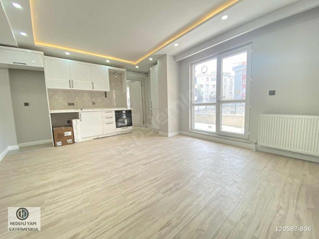 HEDEFLİAltıntepe'de Ulaşıma Yakın, Teraslı, 50m2 Net, SIFIR 1+1