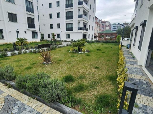 HEDEF'TEN SAHİLE 300 METREDE BUTİK SİTE İÇİNDE 2+1 LÜKS DAİRE