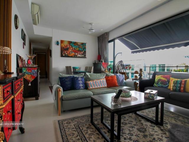 Hedges Park Condominium D17, Condominium