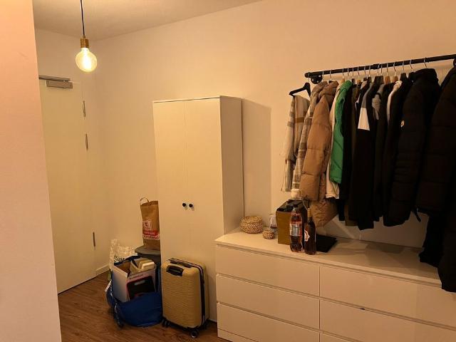 Heiligkreuzviertel: Zweizimmerwohnung mit Terrasse, EBK und Stellplatz 1 2 Personen