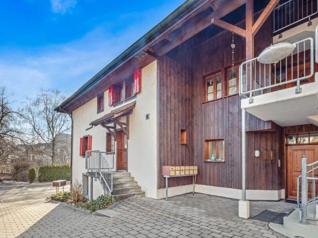 HEIMELIGE 4.5 ZIMMER MAISONETTE WOHNUNG