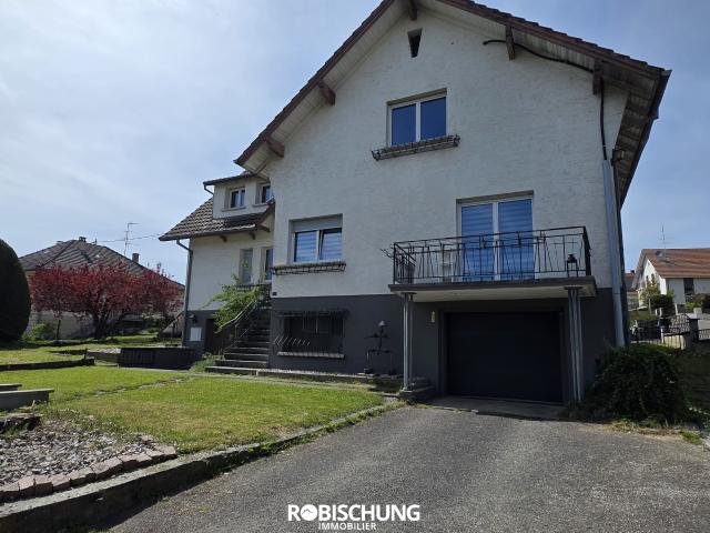 HEIMERSDORF: Appartement dans maison
