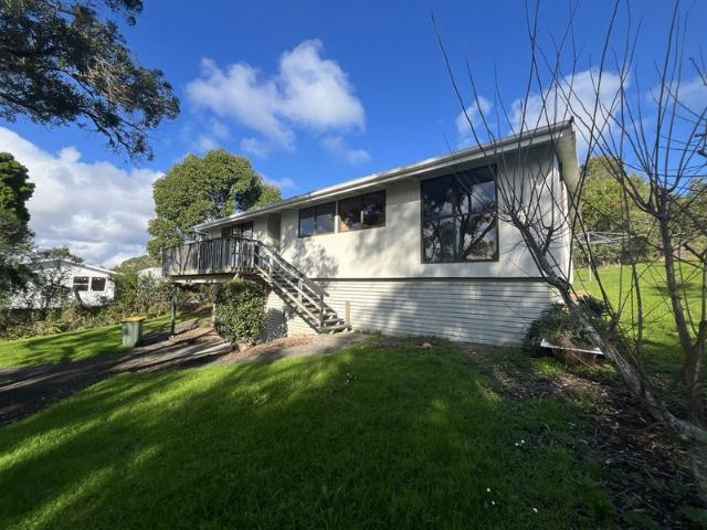 helensville, 3 bedrooms