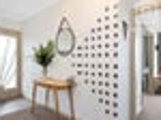 Helensburgh, 2 bedrooms, $550 pw
