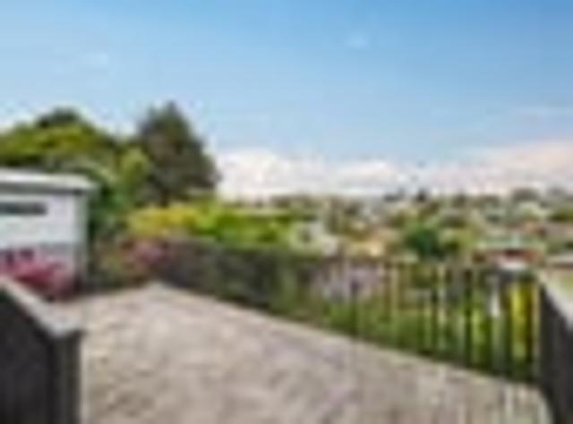 Helensburgh, 3 bedrooms, $650 pw