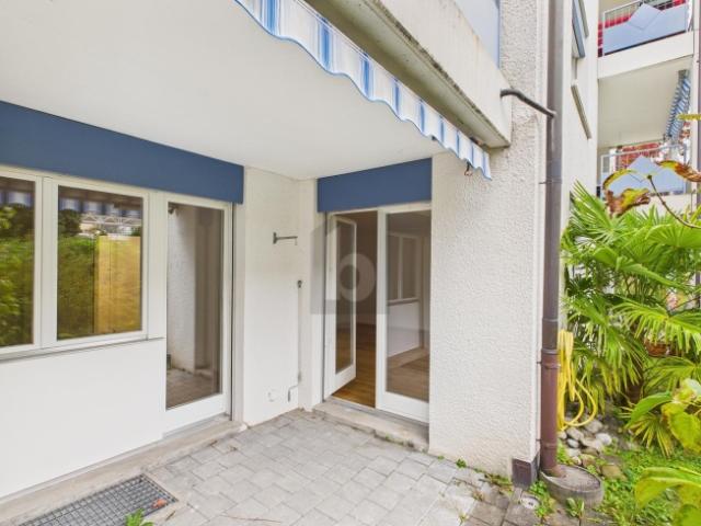 HELL, MIT FLAIR UND GARTEN