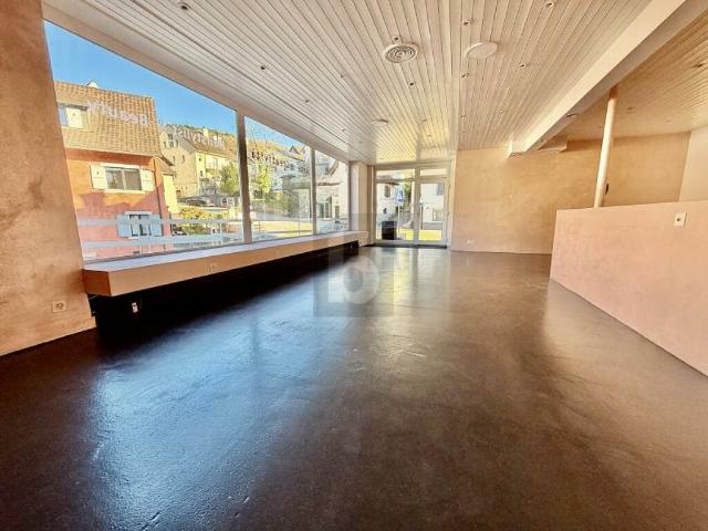 HELL UND ZENTRAL MITTEN IN FÜLLINSDORF