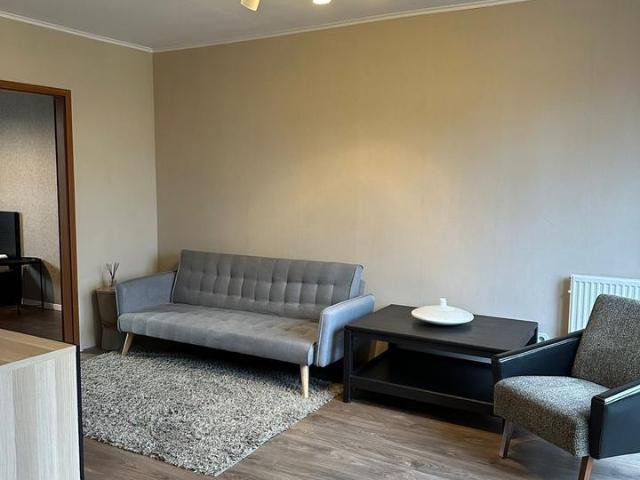 Helle 45m'  Wohnung am Eichborndamm auf Zeit 1 Jahr Top