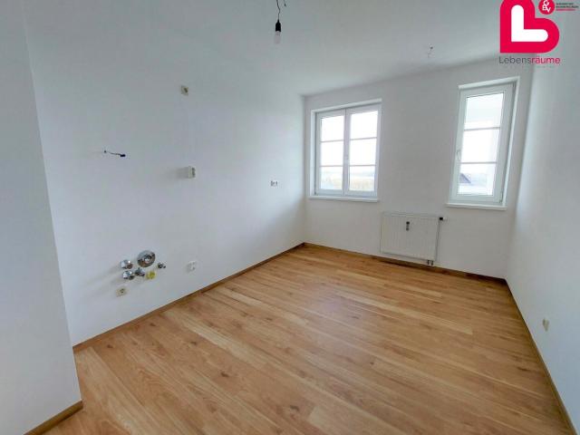 Helle 4 Zimmer Wohnung mit Blick ins Grüne