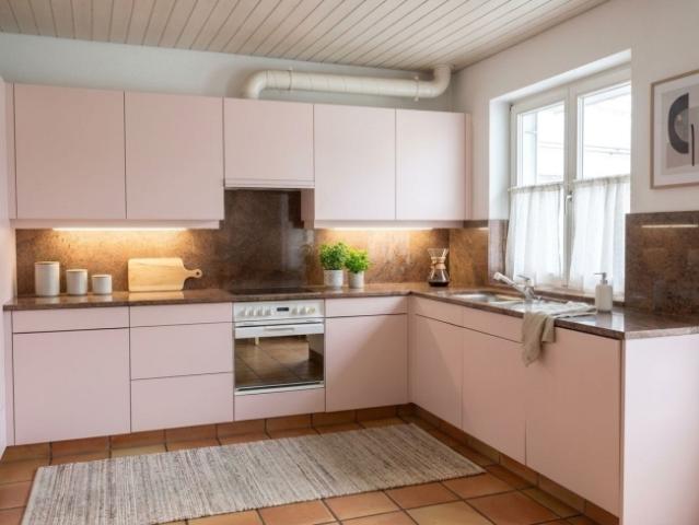 Helle 4½ Zimmer Wohnung mit Charme in Trasadingen