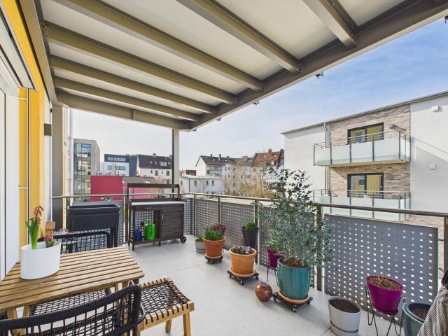Helle 4 Zimmer Wohnung mit EBK in Aschaffenburg / Damm Aurelion Immobilien Aschaffenburg