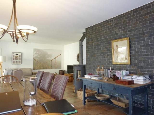 Helle 4½ Zimmer Wohnung in Top Lage