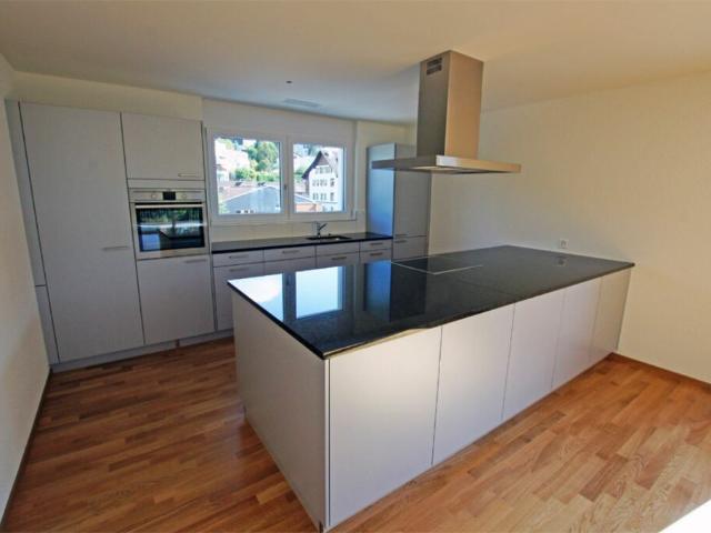 Helle 4.5 Zimmer Wohnung