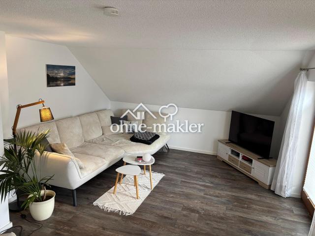 Helle 4,5 Zimmer Wohnung