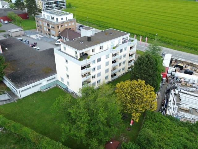 Helle 4.5 Zimmer Wohnung im familienfreundlichen Quartier