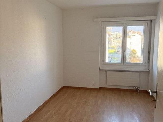 Helle 4.5 Zimmer Wohnung mit Balkon in Solothurn