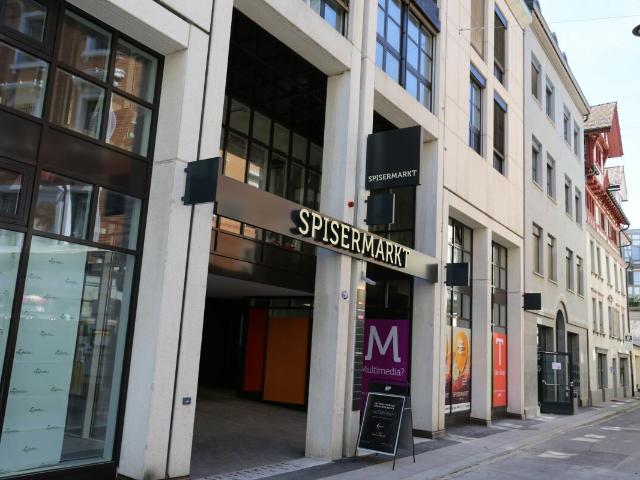Helle 5.5 Zimmer Maisonette Wohnung mitten in der Stadt befristet bis 31.03.2027