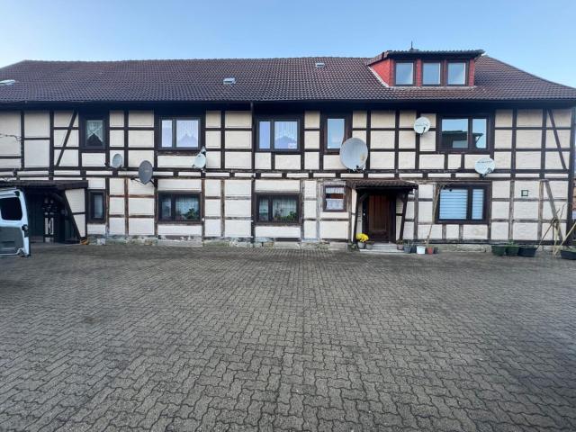 Helle 1,5 Zimmer Teilmöblierte Wohnung in Langelsheim
