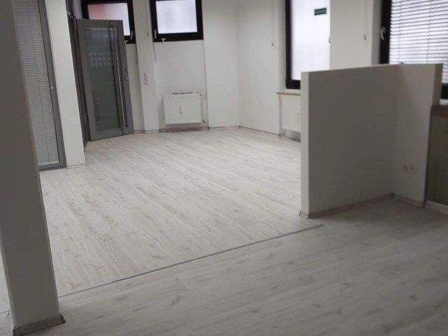 Schöne 2 Raum Wohnung im Erdgeschoss zentral in Lam zu vermieten!